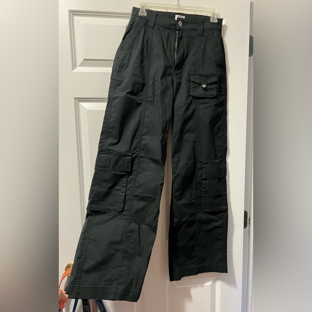 Cotton On - Hayden Cargo Pants Size 4; NEW